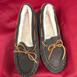 Parfeying Cozy Brown Suede Moccasins New Sz 5